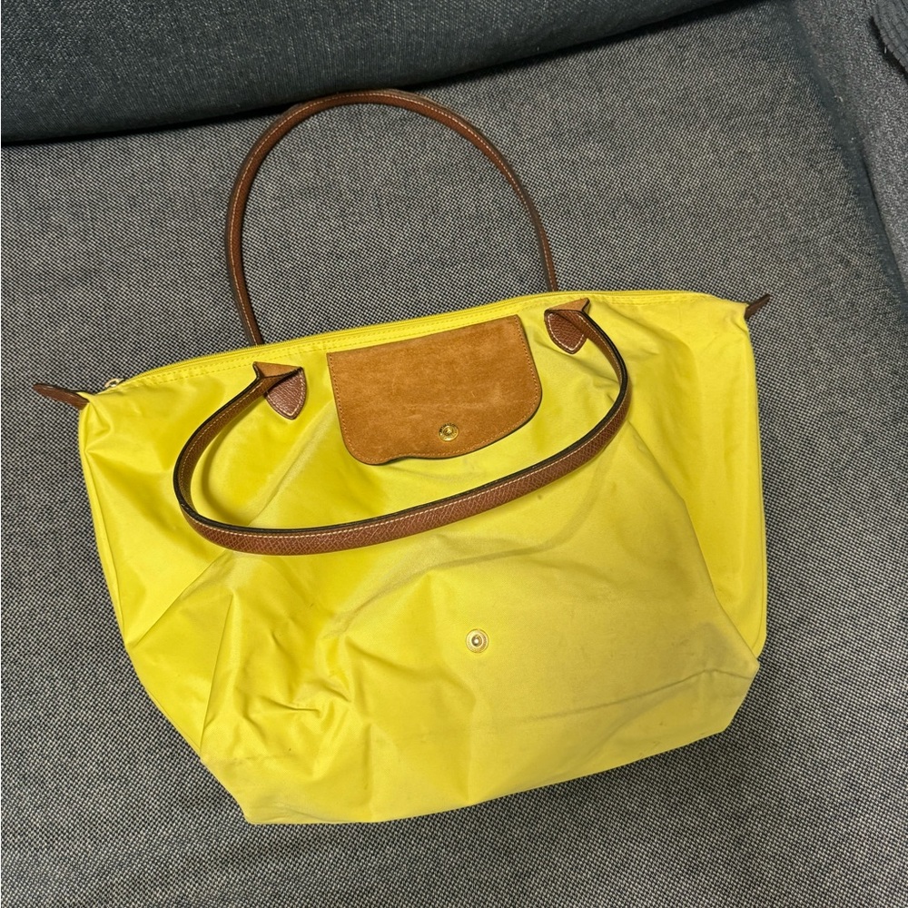 Longchamp shoulder bag in Yellow